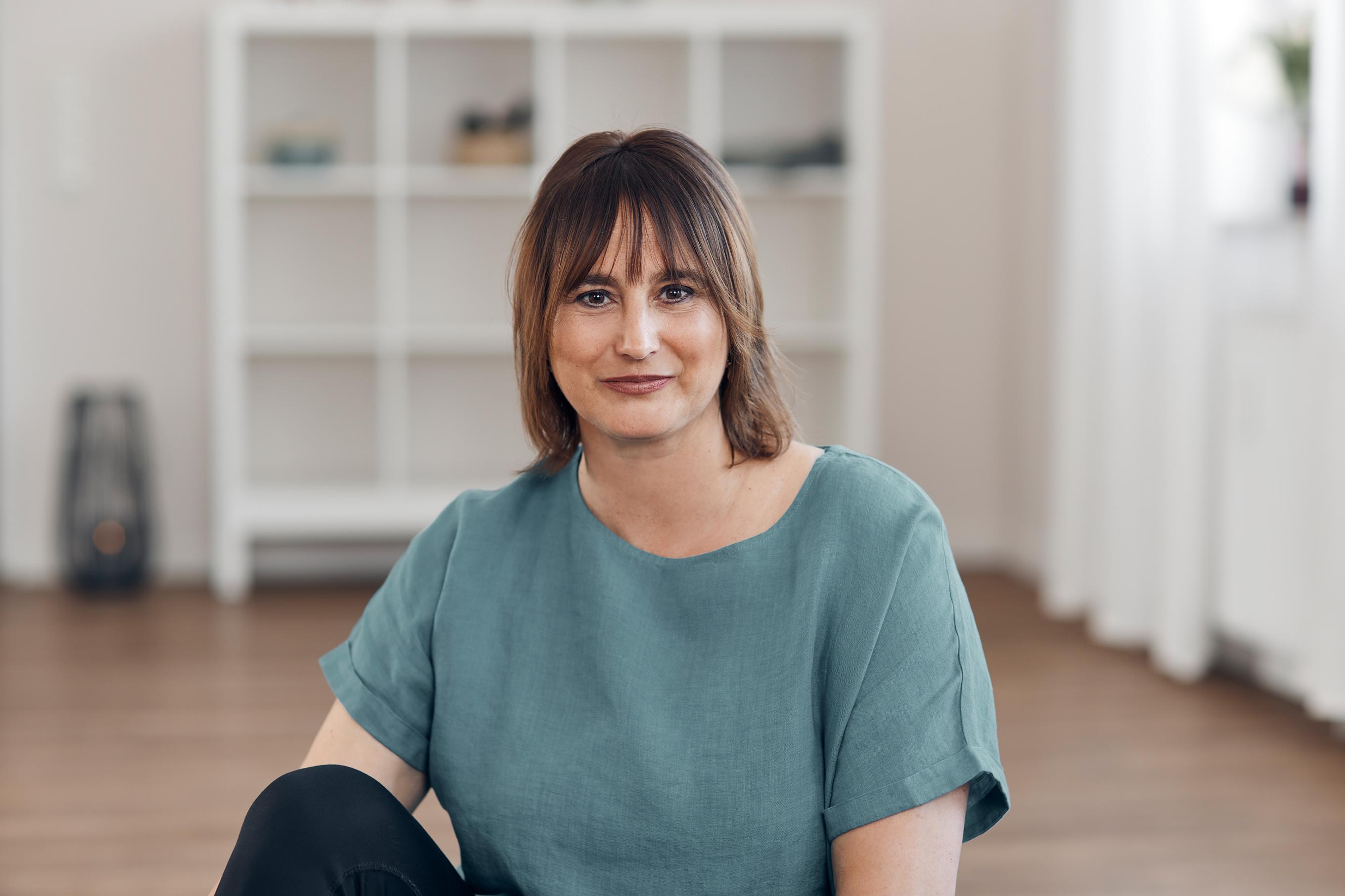 unternehmerin; yoga studio; unternehmensfotografie; social media content